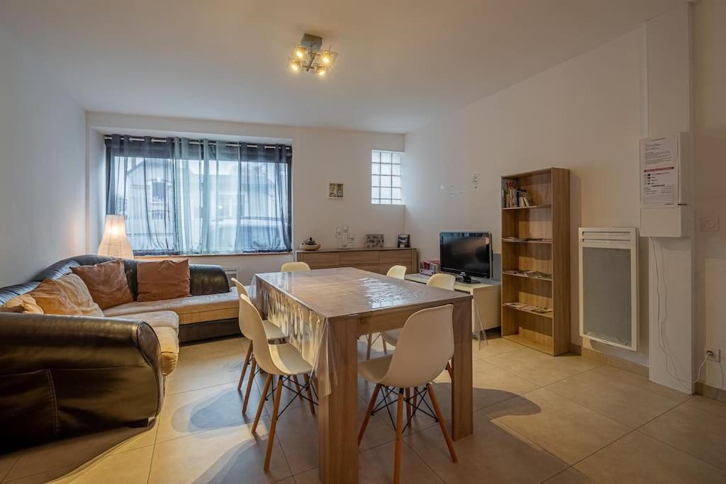 Le Dauphin Apartment Amboise Ngoại thất bức ảnh